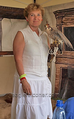 Tula Stabert at the  Festival of Falconry